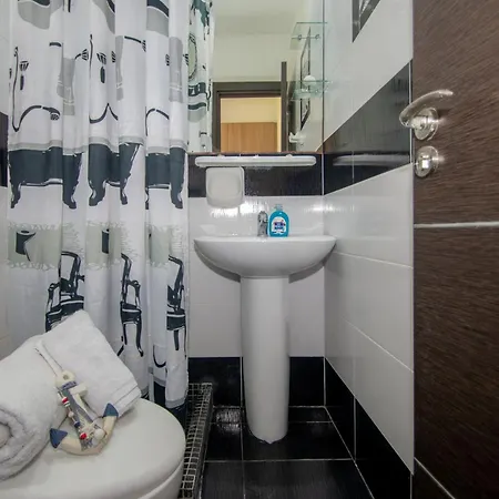 Zefiros By Sea * Laganas