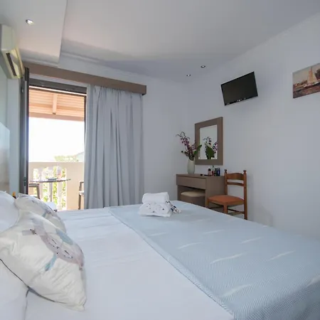 Zefiros By Sea * Laganas