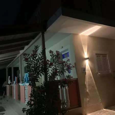 Zefiros By Sea Apartament *