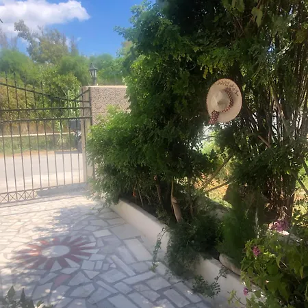 Zefiros By Sea * Laganas